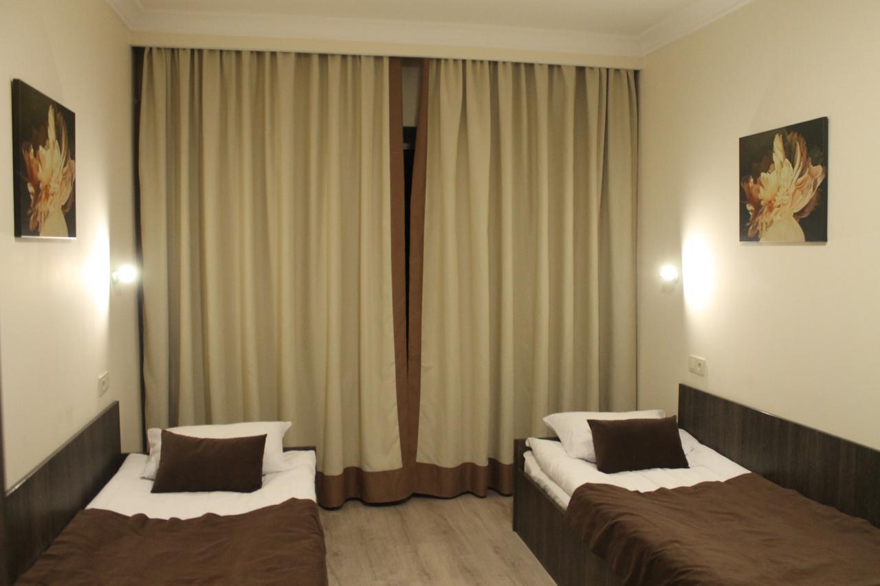 Non-Stop Economy Hotel Boryspil Exterior photo