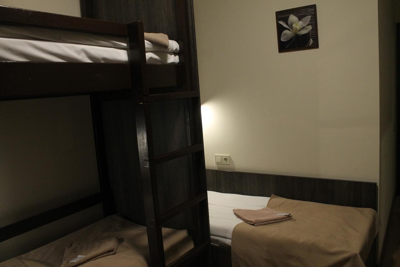 Non-Stop Economy Hotel Boryspil Exterior photo