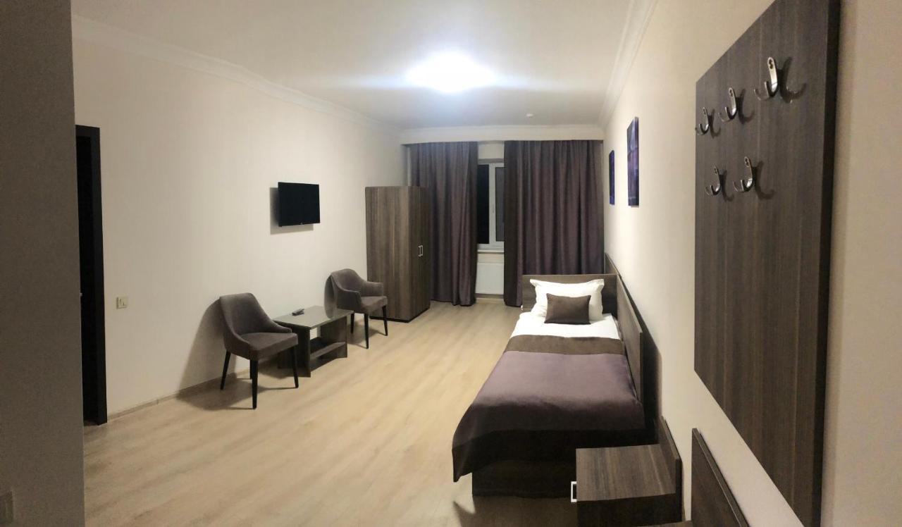 Non-Stop Economy Hotel Boryspil Exterior photo